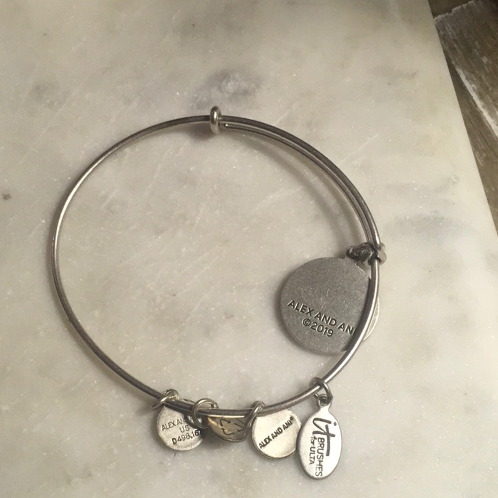 Two bracelets - Picture 3 of 5